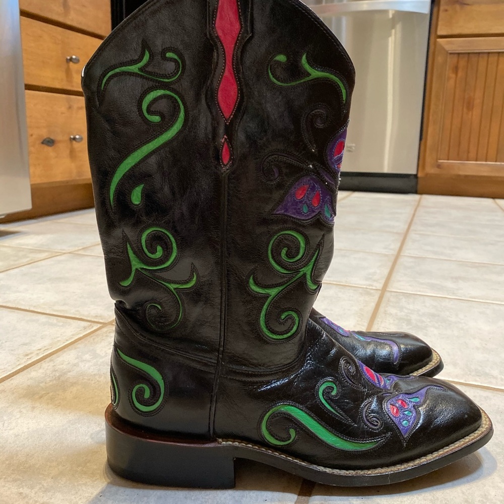 La Grange Black Butterfly boots size 9